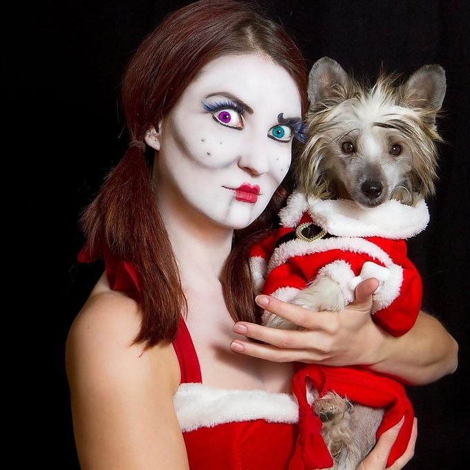 halloween , onze oudste dochter met puna als puppy